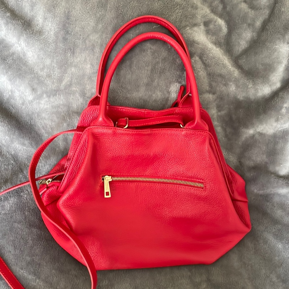 Tuscany Leather Red Purse